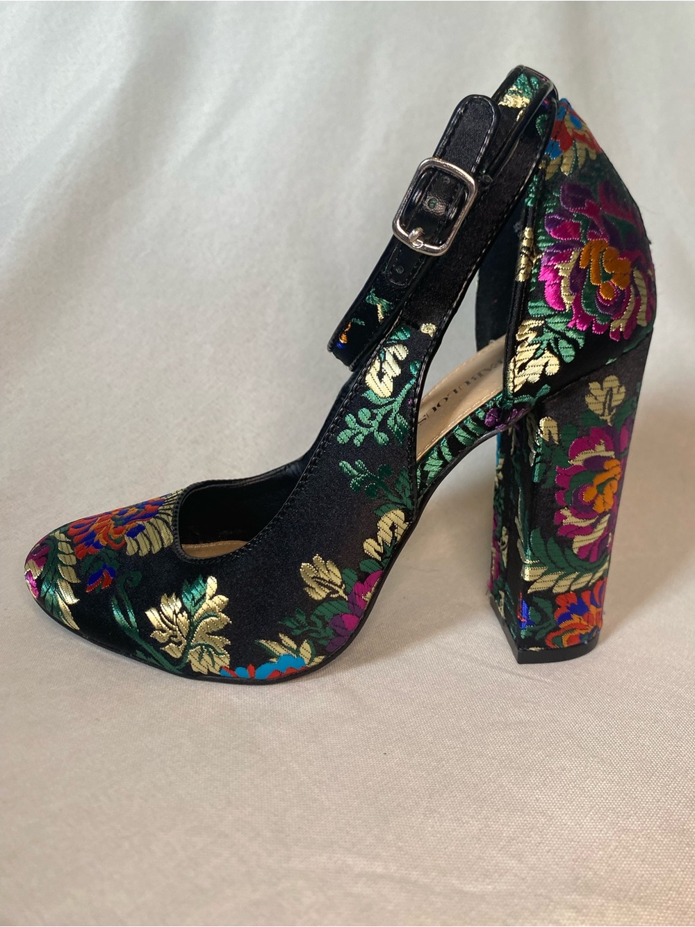 JustFab Black Floral Brocade Mary Jane Block Heel Pumps